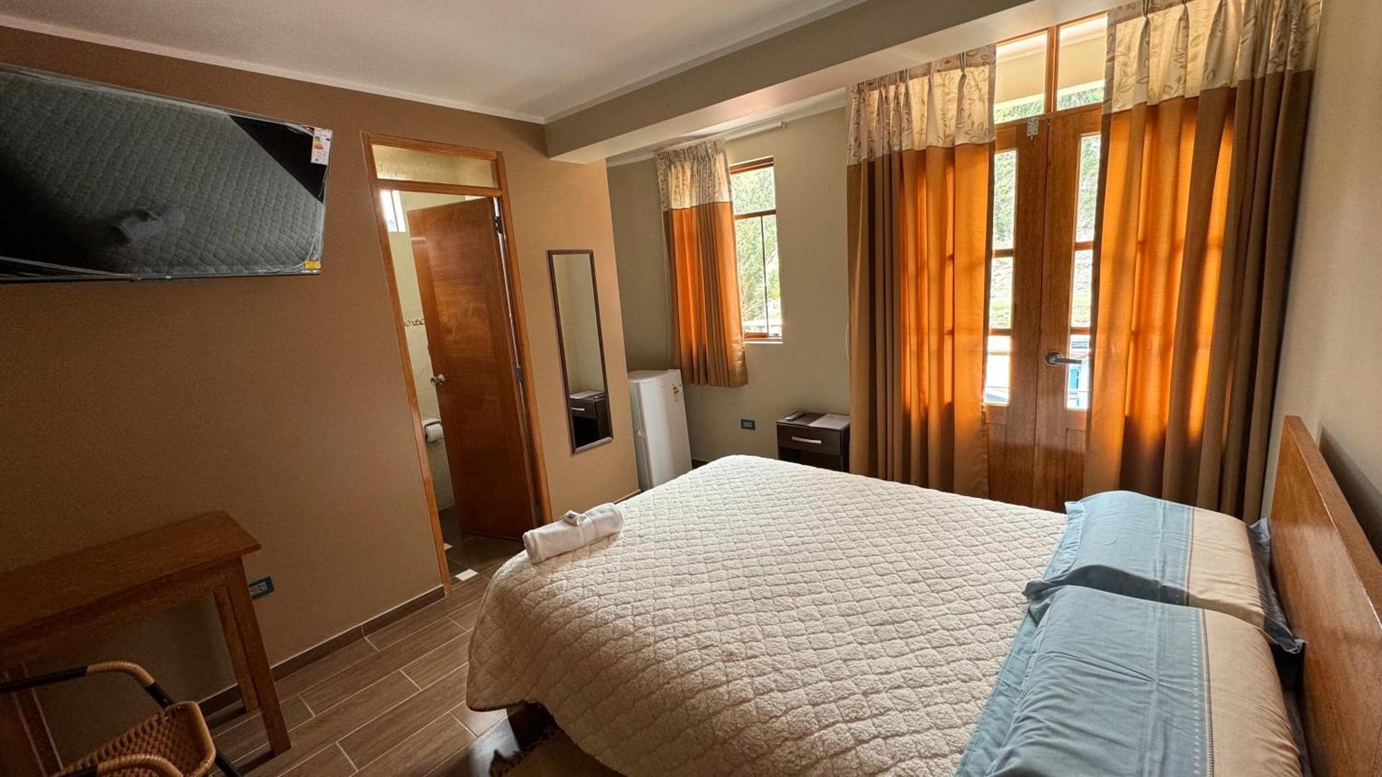 Hostal Tinkoj Chavín de Huantar Dış mekan fotoğraf